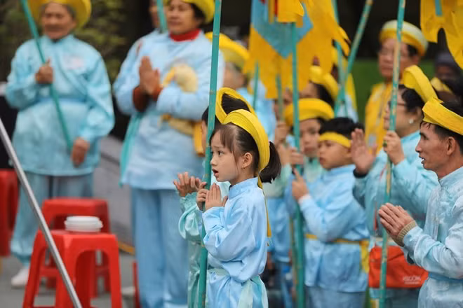 Ngoài tưởng nhớ chiến công oanh liệt của người anh hùng áo vải - cờ đào Hoàng đế Quang Trung, lễ hội còn có ý nghĩa giáo dục về tinh thần bất khuất, chống ngoại xâm của cha ông.