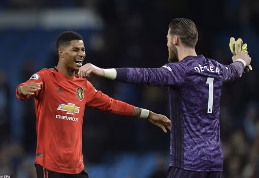 Derby thành Manchester: Quỷ Đỏ quật ngã Man xanh