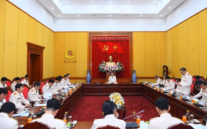 Đoàn đại biểu Đảng bộ Công an Trung ương tại phiên thảo luận đóng góp ý kiến vào Văn kiện Đại hội XIII của Đảng.