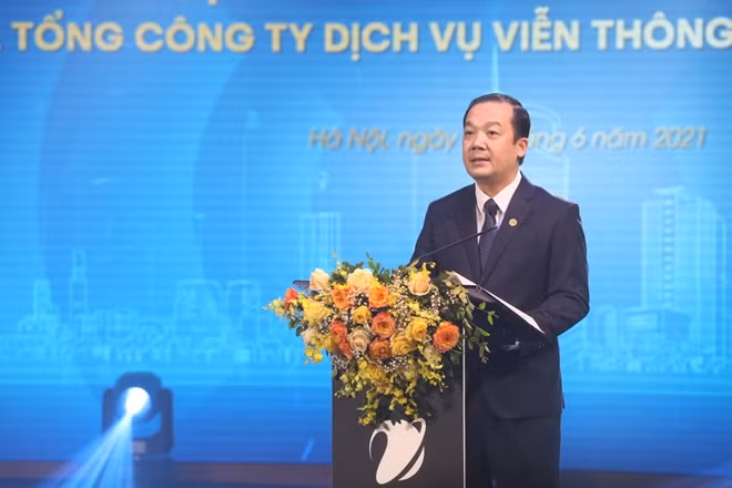 Ông Phạm Đức Long - Chủ tịch Hội đồng thành viên VNPT phát biểu tại buổi lễ.
