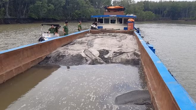 Tang vật bị thu giữ tại hiện trường.