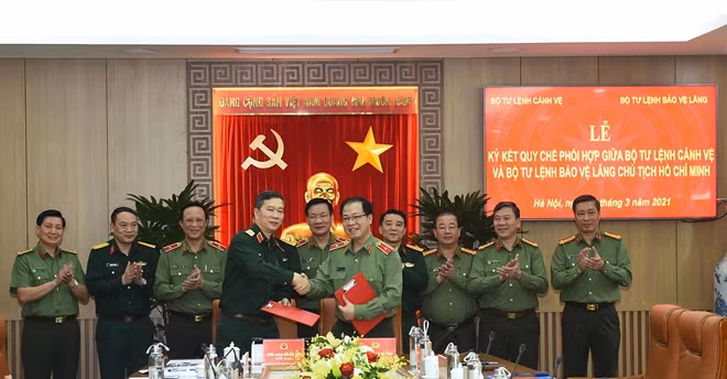 Quang cảnh lễ ký.
