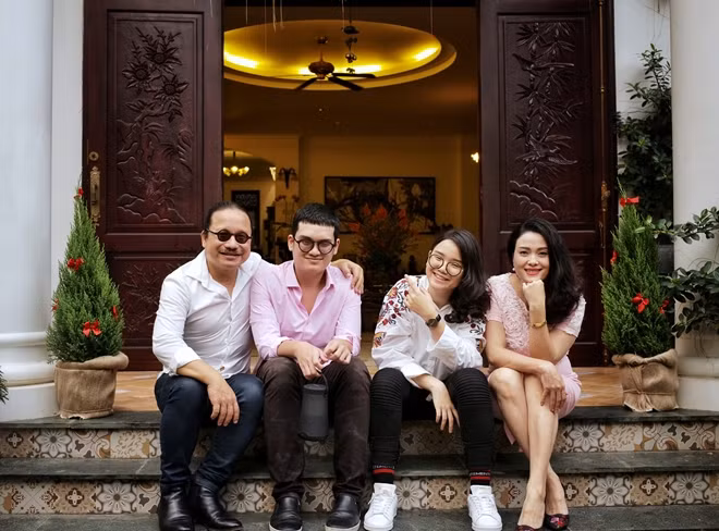 Gia đình nghệ sỹ saxophone Trần Mạnh Tuấn.
