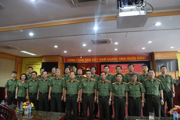 Các đại biểu tham dự buổi Lễ. Các đại biểu tham dự buổi Lễ.