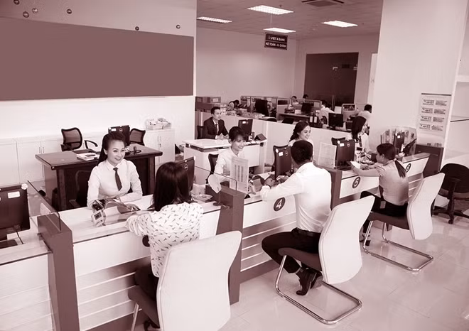 Nhiều ngân hàng cho vay cầm cố sổ tiết kiệm không có phương án sử dụng. Ảnh minh họa.