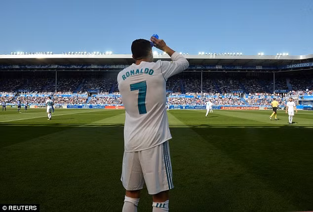CR-7 tiếp tục thi đấu nhạt nhòa. Ảnh: Reuters.
