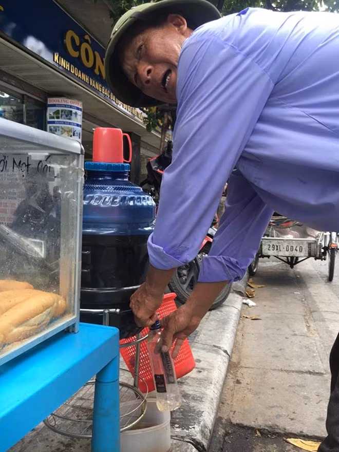 Đây là địa chỉ quen thuộc của bác đạp xích lô phố cổ.