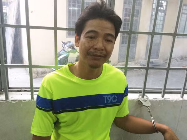 Đối tượng Tạ Văn Đúng tại cơ quan điều tra.