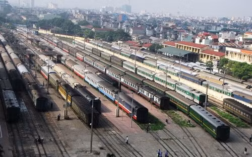 Không đồng tình việc nhận 37 toa tàu cũ phía Nhật Bản ảnh 4