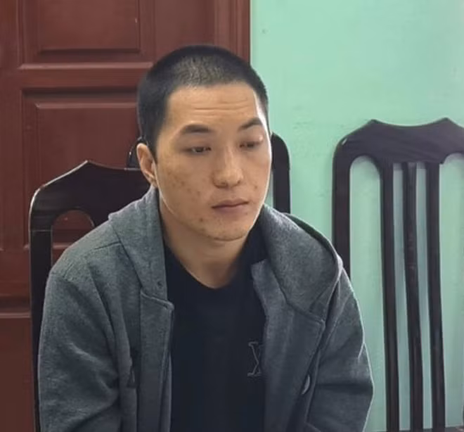 Đối tượng Vàng A Thống tại cơ quan Công an