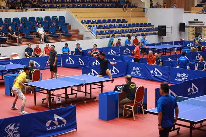 Trong chiều ngày 3/10 giải đấu sẽ tiếp tục với hàng loạt nôi dung như đơn nam, đôi nam nữ, đôi nam...