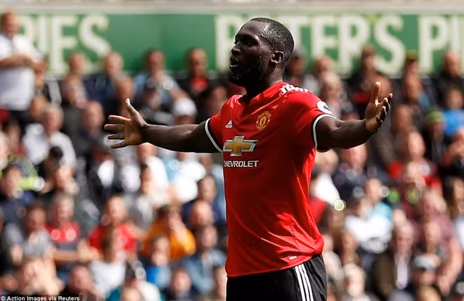 Lukaku chứng minh giá trị của mình khi liên tục lập công trong 2 trận liên tiếp. Ảnh: Reuters.