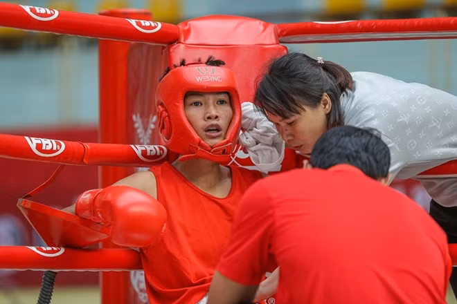 Cũng như nhiều môn võ đối kháng khác, boxing đòi hỏi các võ sĩ phải có một nền tảng thể lực sung mãn, khả năng phản xạ cực tốt cũng như yếu tố tâm lý vững vàng.