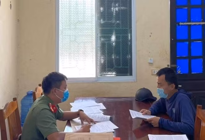 Anh L.V.T bị tiệu tập lên làm việc tại cơ quan Công an.