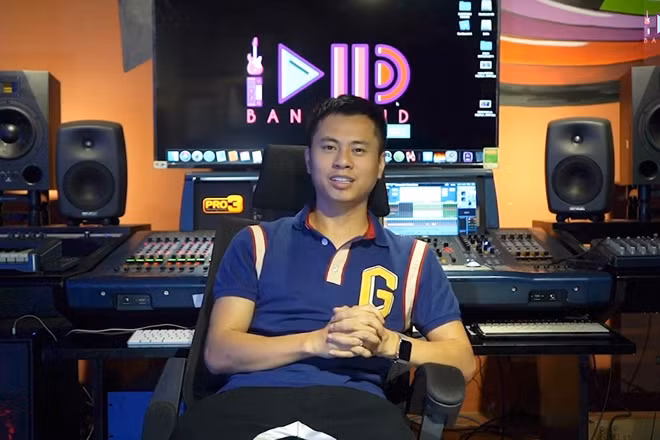 Nhạc sĩ Dương Cầm.