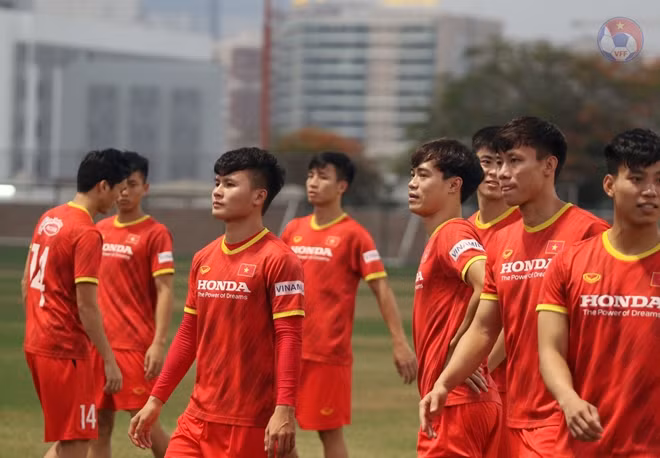 Trong trận đấu sắp tới, tuyển Việt Nam sẽ không có sự phục vụ của Quang Hải tuy nhiên HLV Park Hang-seo khẳng định ông và ban huấn luyện đã có phương án thay thế cho ngôi sao của Hà Nội FC.