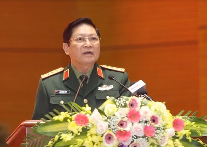 Đại tướng Ngô Xuân Lịch phát biểu chỉ đạo Hội thảo.