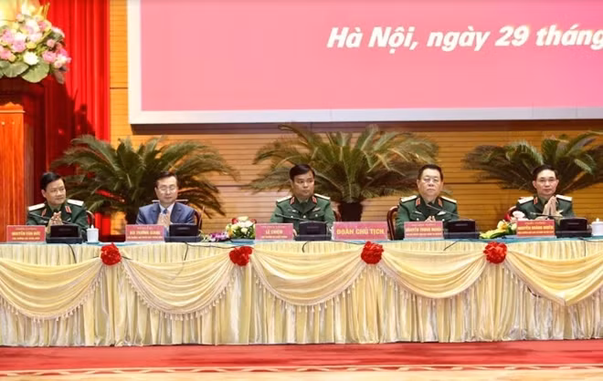 Đoàn chủ tịch Chủ tì Hội thảo.