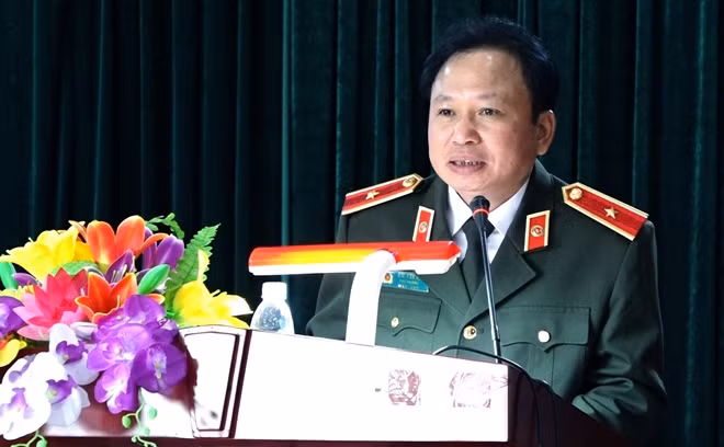 Thiếu tướng Mai Văn Hà, Cục trưởng Cục Truyền thông Công an Nhân dân phát biểu tại Lễ khai mạc.