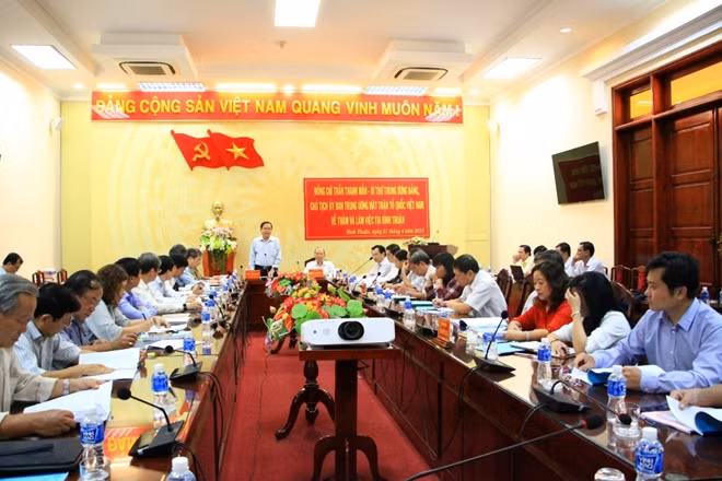 Quang cảnh buổi làm việc với tỉnh Bình Thuận.