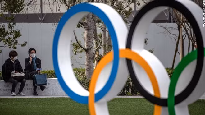 Bóng ma COVID-19 đang bao phủ Olympic 2020.
