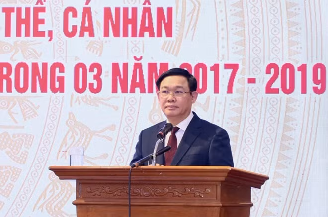 Phó Thủ tướng Vương Đình Huệ phát biểu tại buổi Gặp mặt