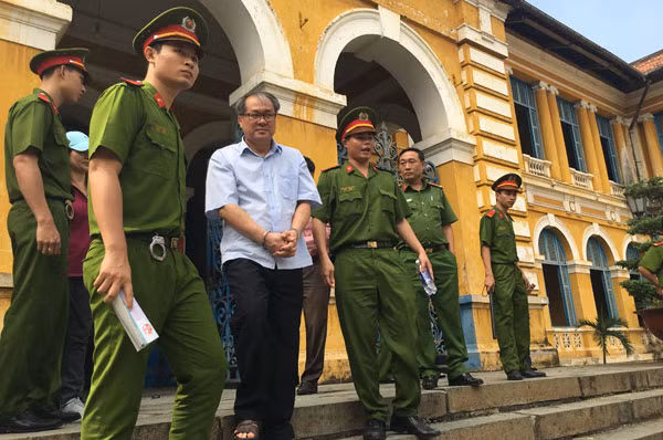 Bị cáo Danh sau phiên xử ngày 3-1.