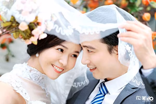 Diễm Hương và chồng, diễn viên Hồng Quang. Diễm Hương và chồng, diễn viên Hồng Quang.