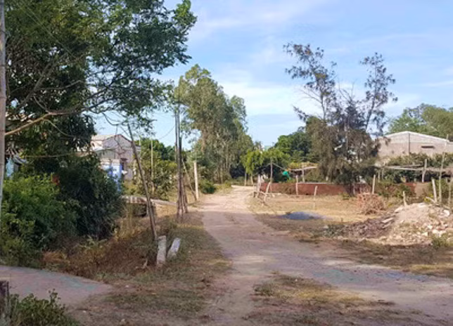 Doanh nghiệp mạo nhận chủ đầu tư bán đất dự án.