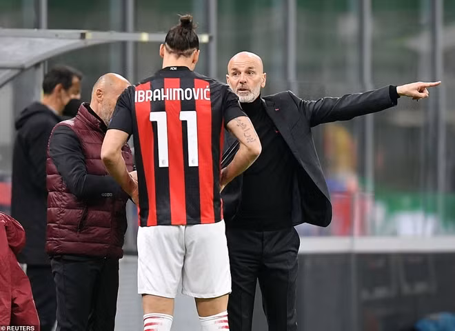Khác với trận lượt đi, Milan đã có sự trở lại của "lão tướng" Zlatan Ibrahimovic. Tuy nhiên, không như đàn em Pogba, tiền đạo Thụy Điển đã không thể chọc thủng lưới đội bóng cũ.