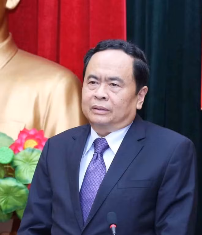 Chủ tịch UBTƯ MTTQ Việt Nam khóa IX Trần Than Mẫn.