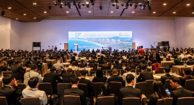 Toàn cảnh Lễ ký kết hợp tác Tổng đại lý tiếp thị & phân phối dự án Thanh Long Bay giữa Tập đoàn Nam Group và DKRA Vietnam.