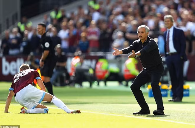 Một thất bại nữa của Mourinho trong chưa đầy 1 tuần lễ.