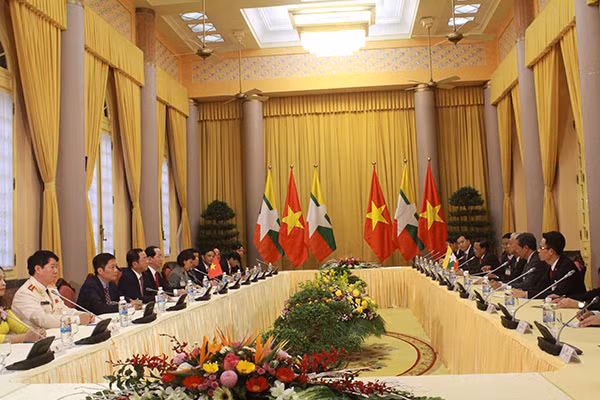 Hội đàm cấp cao Việt Nam-Myanmar.