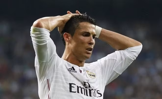 CR7 sẽ đau đầu với rắc rối trốn thuế mới này. Ảnh: Reuters