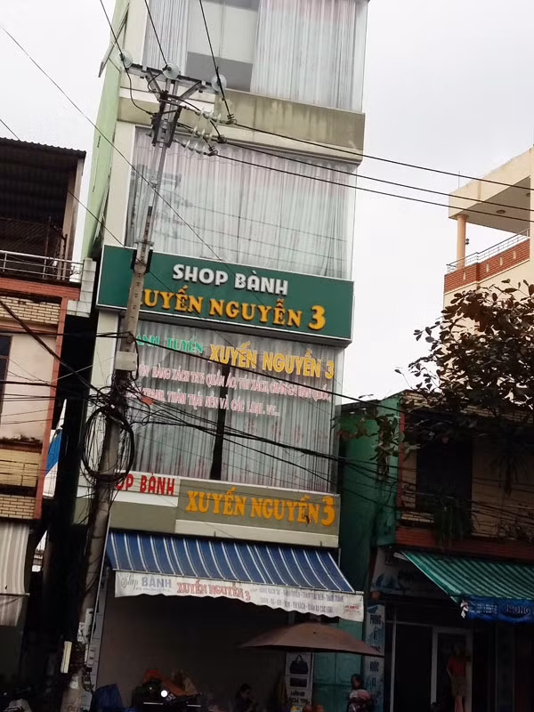 Ngôi nhà bà Ánh Tuyết thuê kinh doanh đồ “sida” và để "lòe" những người nhẹ dạ.