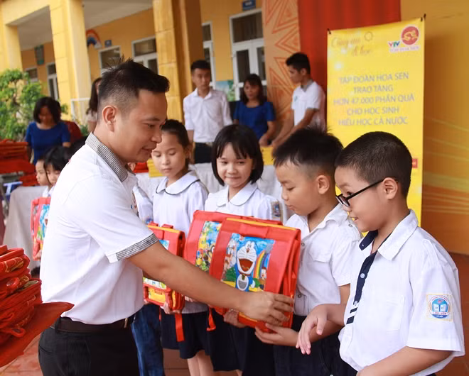Một số hình ảnh trong chương trình.