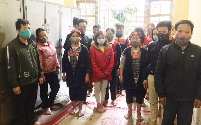 Các đối tượng tham gia đánh bạc .