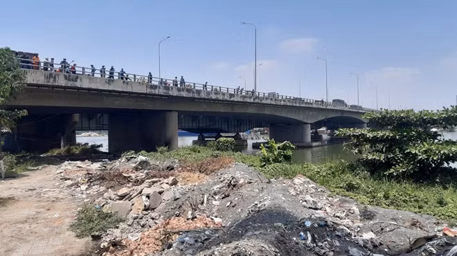 Hiện trường nơi người dân phát hiện thi thể.