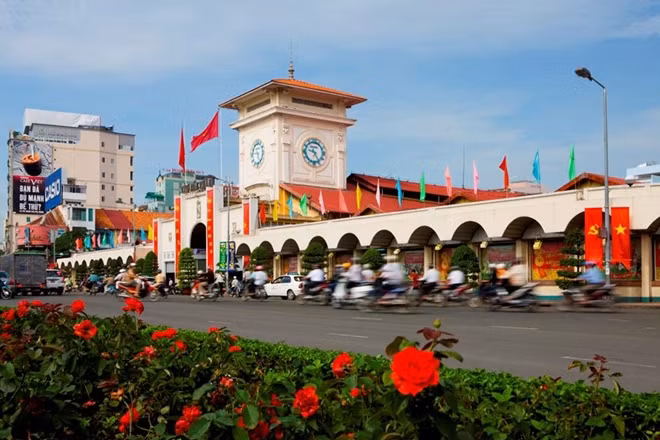 Chợ Bến Thành - TP Hồ Chí Minh.