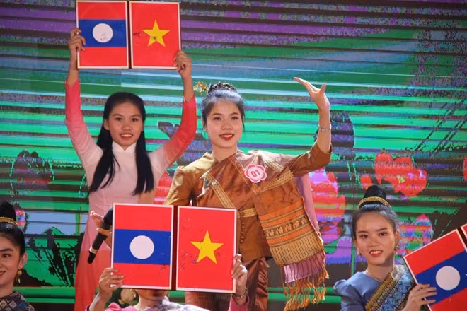 Phần dự thi của đội thi Trường Đại học Cửu Long.