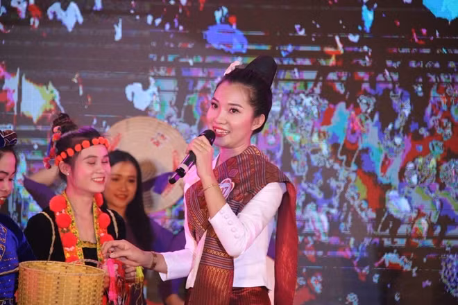 Phần dự thi của đội thi Trường Kinh tế Kỹ thuật - Đại học Thái Nguyên.