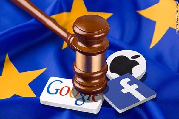EU đang quyết tâm siết chặt kiểm soát về thông tin bạo lực, cực đoan trên mạng Internet. Ảnh: Getty. EU đang quyết tâm siết chặt kiểm soát về thông tin bạo lực, cực đoan trên mạng Internet. Ảnh: Getty.