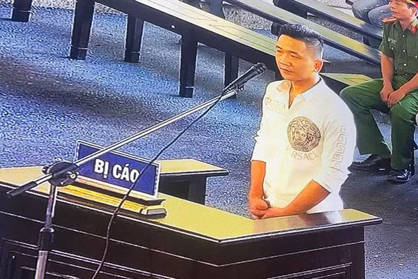 Bị cáo Trần Hồng Long.