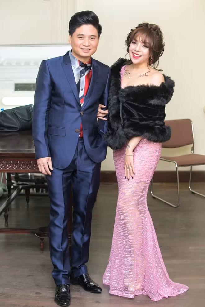 Minh Chuyên và ca sĩ đàn anh Tấn Minh sẽ biểu diễn trong đêm nhạc sắp tới của Phú Quang.