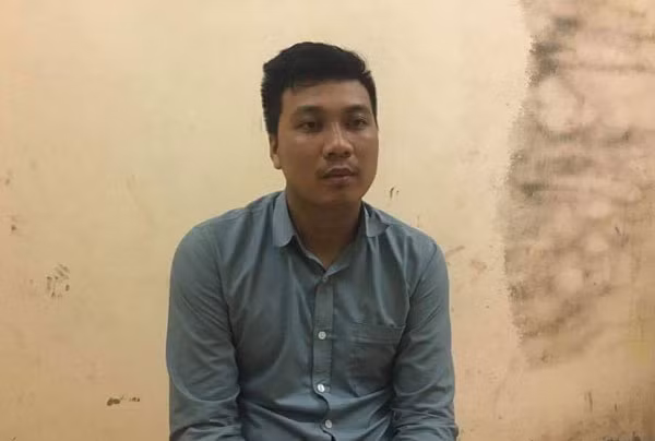 Ðối tượng Bùi Văn Vị.