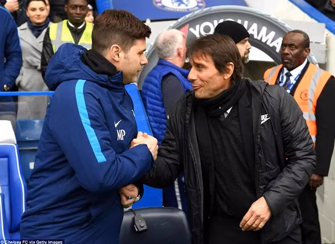 Mauricio Pochettino có chiến thắng oanh liệt trước Antonio Conte