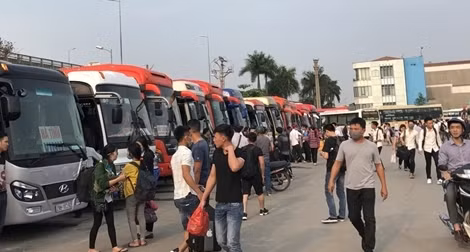 Sở GTVT Hà Nội đốc thúc rà soát xe bỏ bến ảnh 2