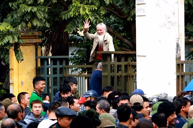 Trong số đó có cả người cao tuổi.