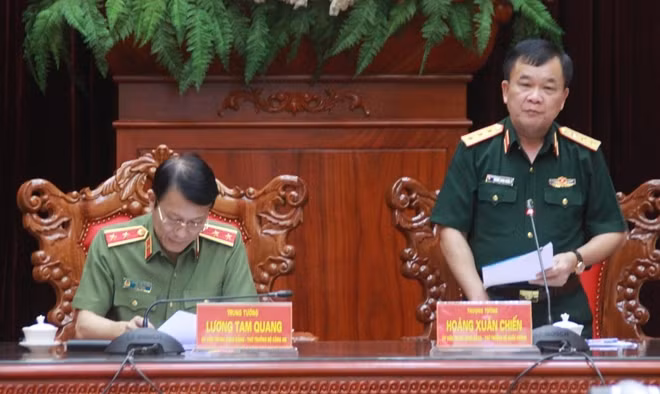 Thứ trưởng Hoàng Xuân Chiến phát biểu tại Hội nghị.